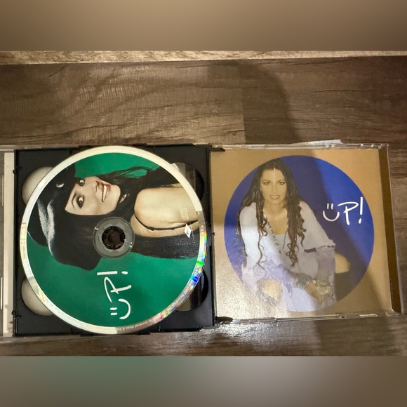 Shania Twain 'Up!' CD - Picture 5 of 6